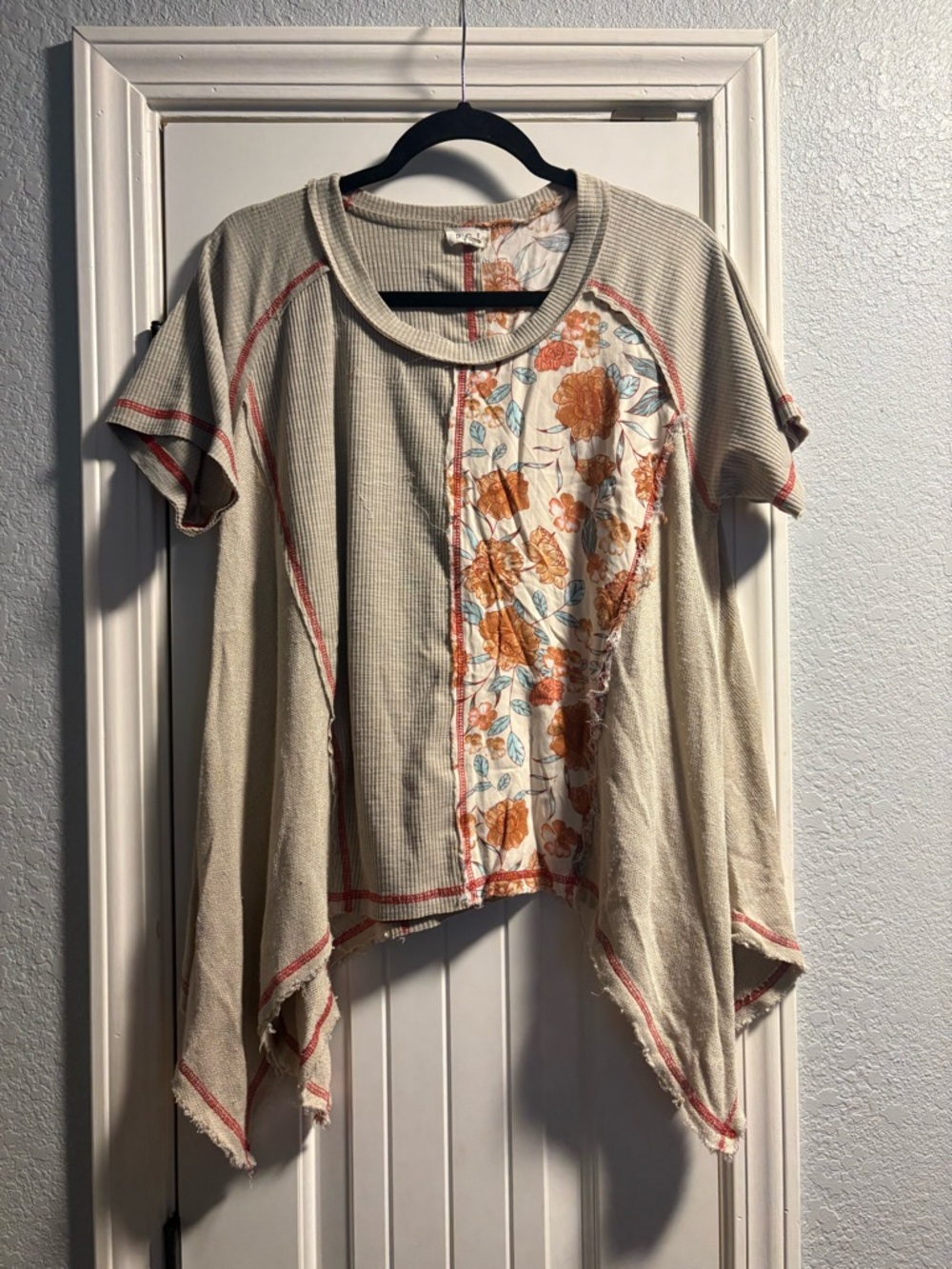POL Boho Floral Patchwork Short Sleeve Top - Cream with Orange Floral Medium